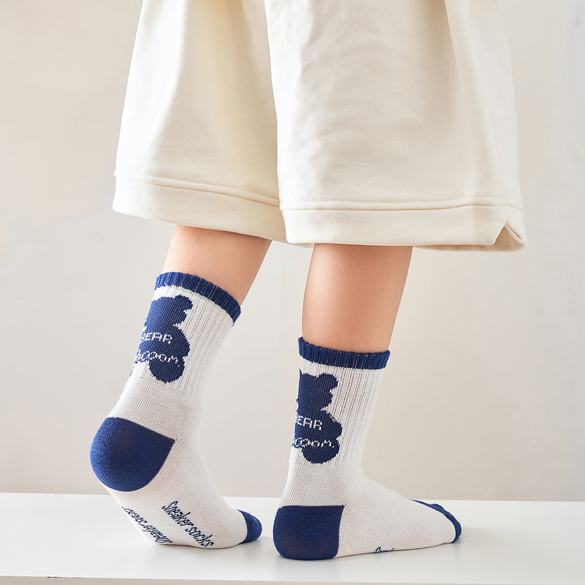 (JK-2) 5 Pairs Cotton Crew Socks – Navy & White Graphic Mix