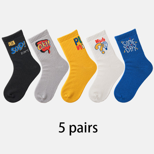 (JK-1) 5 Pairs Cotton Crew Socks – Bold Letter Graphic Mix