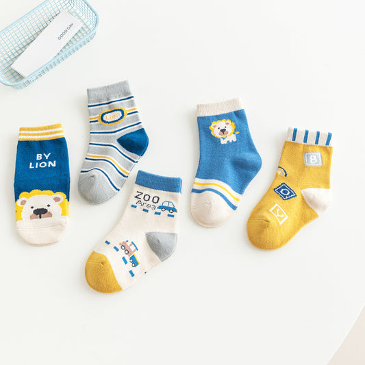 (QM-2) 5 Pairs Cartoon Animal Cotton Socks – Breathable & Soft