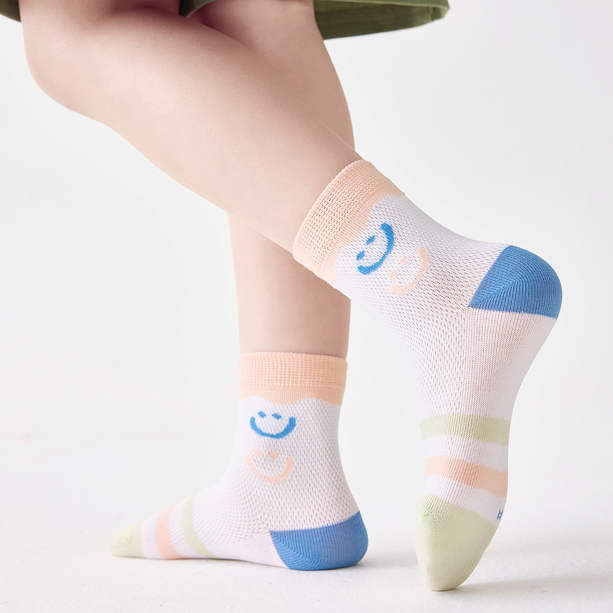 (ZJD-2505) 5 Pairs of Kids' Pastel Smile Mesh Socks – Lightweight & Breathable Cotton
